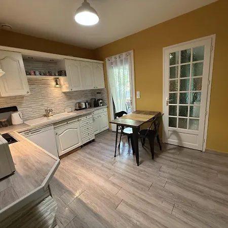 Tatil Evi Maison Chaleureuse Et Familiale Avec Jardin Au Calme A Avignon *